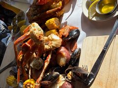 -Crab Pot Restaurant