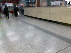 -北京大学东门(地铁站)