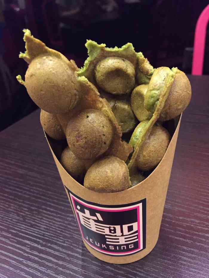 鸡蛋仔吃多了腻,菠萝油不是很正宗.