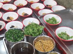 -烧哥美蛙肥肠鱼火锅·十五年社区店