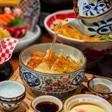 朝天门江景尽收眼底，重庆氛围感日料来啦