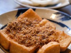 -Cuc Gach Quan Restaurant