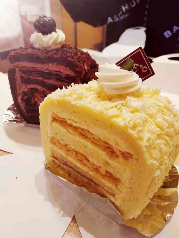 打分 想吃拿破仑很久了,终于吃到了,把两个口味都尝了一下,个人还是