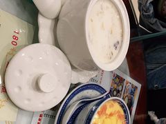 -广信牛奶甜品世家(台东店)