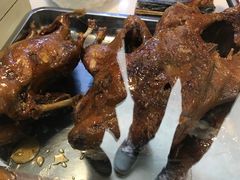 -王浩儿纪六孃甜皮鸭(凌云大厦店)