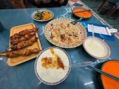 -乡村馕坑肉·烧烤·新疆菜·本地人更爱吃(阿勒泰首店)