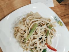 -西部马华清真兰州牛肉面·烧烤夜市(三里河店)