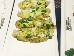 -HIHE Bistro·Oyster Bar(华熙live店)