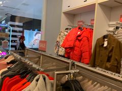 -H&M(鹏欣水游城店)