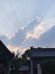 -洛伊科技抗衰护肤中心