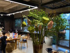 -瓷语堂(上海五维空间创意园店)