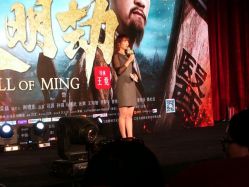 中央六的美女主持发型秀-木北造型