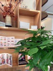 -悦颜美佳·美容·美甲美睫