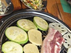 -唯成•韩国炭火烤肉 유성고기