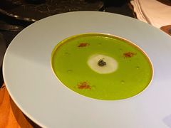 西葫芦瓜汤配扇贝刺身及黑鱼子酱-AZUL by FUEL蓝色·法式酒馆(琶醍店)