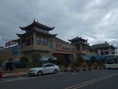 -多彩贵州城极地海洋世界