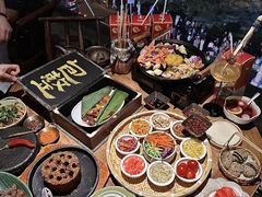 -包整·丝娃娃(一览甲秀楼风景店)