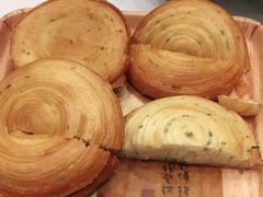 -荷塘秋月·本帮江浙菜(国权路店)