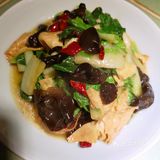一点不腻我吃了好几块了腊肉炒饭必须要尝尝