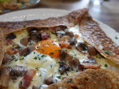 鸡蛋蘑菇熏肉荞麦可丽饼-RAC BAR(安福路店)