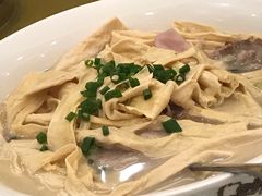 嫩纤维腐竹浸土猪肉-福满园大酒楼(梅林店)