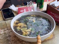 -琥珀老六龙虾(四里河店)