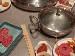 -黑金·寻焰自助百汇·烤肉·火锅(中街店)