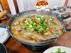 富春江杂鱼锅-小乡小镇·传承桐庐土菜·老板亲自烧的菜