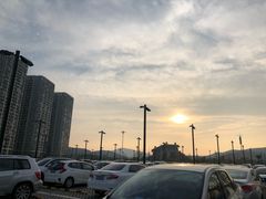 -融创茂-停车场