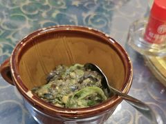 -湖南人家湘菜馆(镇江路店)