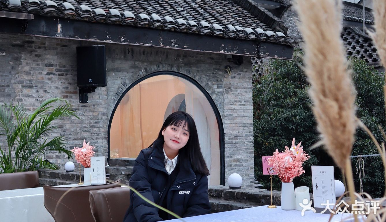 我又快乐了 这家下午茶环境真的吹爆55