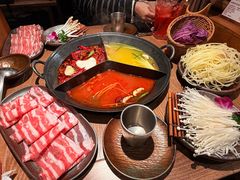 -巴卤社老火锅(财富店)