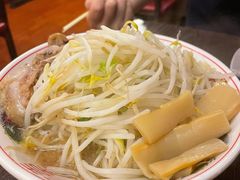 二郎系拉面-拉面莊夢語＆中华料理八椿