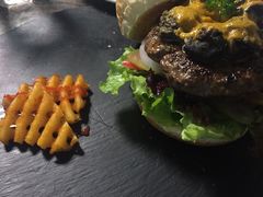 -HIGH FIVE哈福手工汉堡(桂林路店)