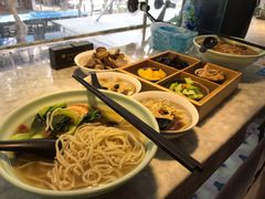 -轻捞慢起面馆(新世界百货店)