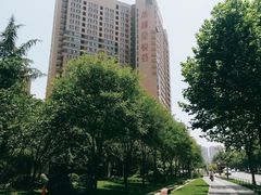 -龙湖西安曲江天街