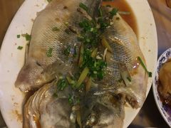 -云河农家乐饭店(福禄缘树山店)