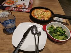 -必胜客(新中纬店)