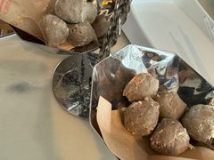 -左庭右院鲜牛肉火锅(浦江欢乐颂店)