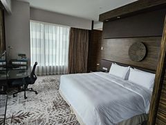 -上海虹桥西郊假日酒店