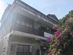 -高荡千年布依古寨旅游景区