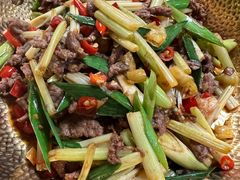小炒黄牛肉-青海牦牛肉馆
