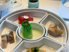 -运·中餐厅(成都华尔道夫酒店)