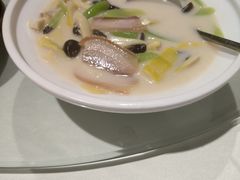 -香山湖家家宴(中山陵店)