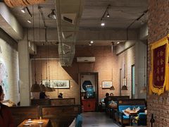 -苹果树下艺术餐厅(宋庄店)