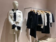 -王府井奥莱临潼小镇(临潼店)