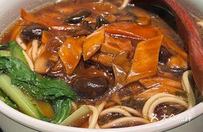 Luohan Vegetable Noodles