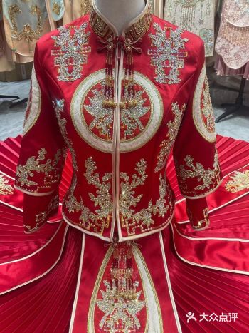 山西太原婚纱礼服馆 婚纱礼服租赁、新娘跟妆、摄影跟拍