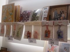 -HIMO海马体照相馆(上海华润CP静安店)