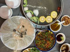 -官塘陈记鱼生·潮汕砂锅粥·牛肉火锅(潮枫路总店)